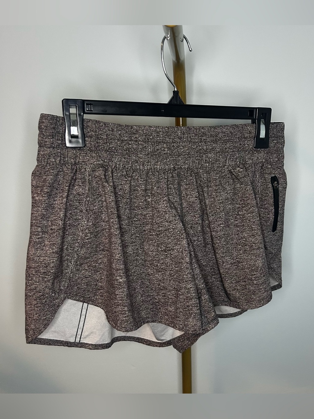 Lululemon Heather Lurx Multi Black Heathered Gray Tracker Shorts Size 10